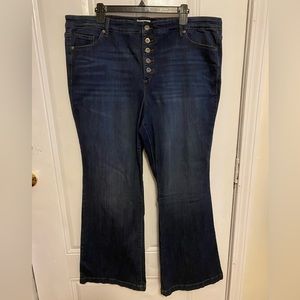 NWOT Sofia Vergara Melissa Flare Jeans Med Blue Womens Size 22 Stretch ButtonFly